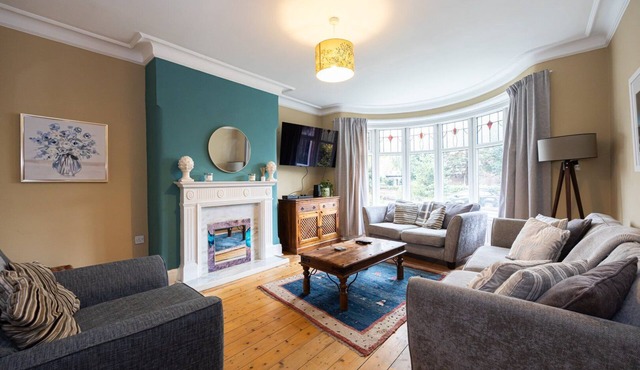 GuestReady - Terraced home in West Didsbury