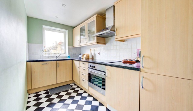 GuestReady - Tree top views near Chelsea