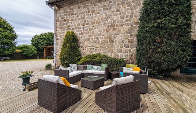 Guestroom Saint-Romain-Lachalm, studio flat, 2 persons