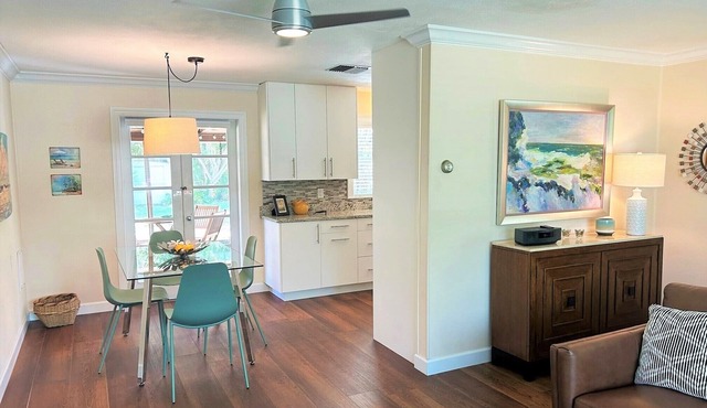 Guests Love This Home & Locationn 1 Mile to Downtown, Trolley to Beach, Pets OK!