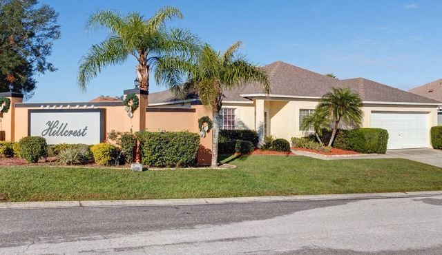 GUESTS LOVE THIS LUXURY 4 BED VILLA, PRIVATE POOL, GAMES ROOM & NOT OVERLOOKED