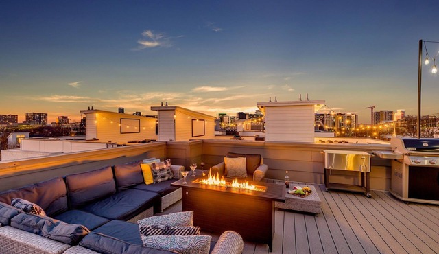 Gulch Melody - Private Rooftop - Heart of Gulch