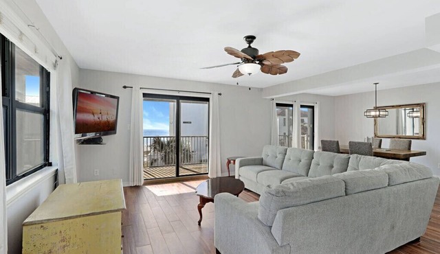 Gulf Beach Views! Beach Front Orange Beach Location!