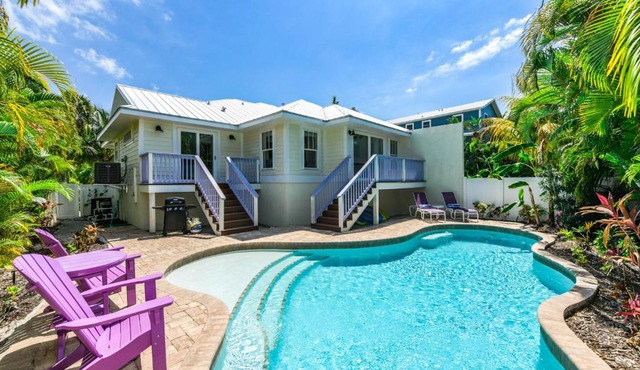 Gulf Breeze by AMI Locals