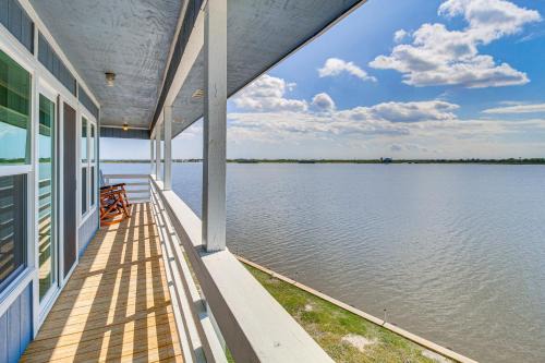 Gulf Coast Cottage w/Beach Access: Fish & Paddle!