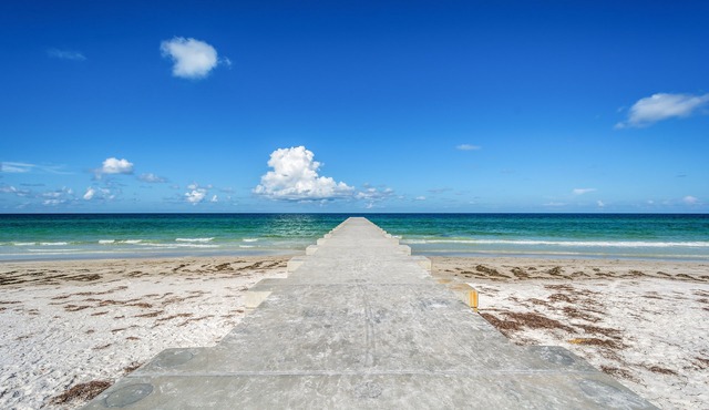 Gulf Coast Paradise ~ Bradenton Beach ~ Anna Maria Island Unit B