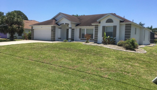 Gulf Coast Villa On Rotonda West Nature Reserve With A Private Pool And Jeti