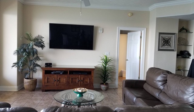 GULF CREST BEACH FRONT CONDO! BEAUTIFUL 2 BR CONDO ON 22ND FLOOR/LARGE BALCONY!