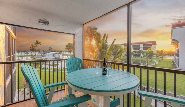 Gulf Front 2BR at Pointe Santo/Direct Beach view/Pool/Shelling Paradise/Sleeps 5