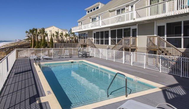 Gulf front! Beachside Pool, Private Beach Boardwalk, Dune Allen Beach