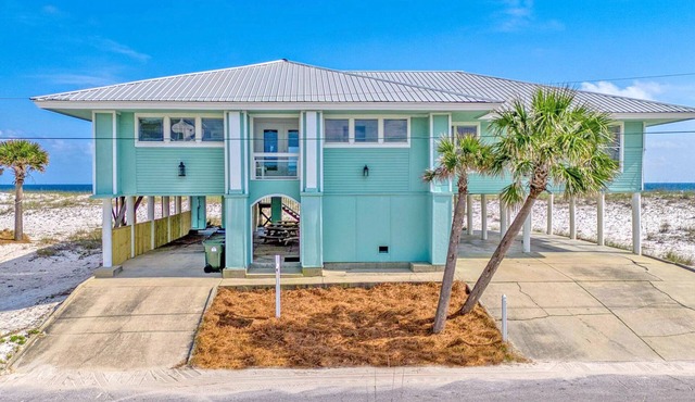 Gulf-Front Beach House | 6BR 6BA | Sleeps 20 | Pet-Friendly