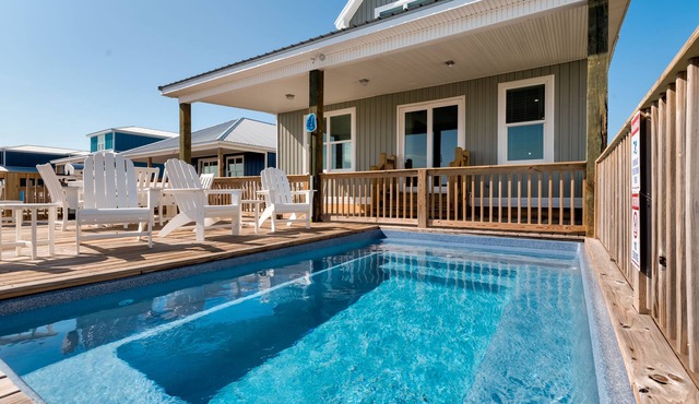 Gulf-Front Escape with a pool | Ocean Pearl