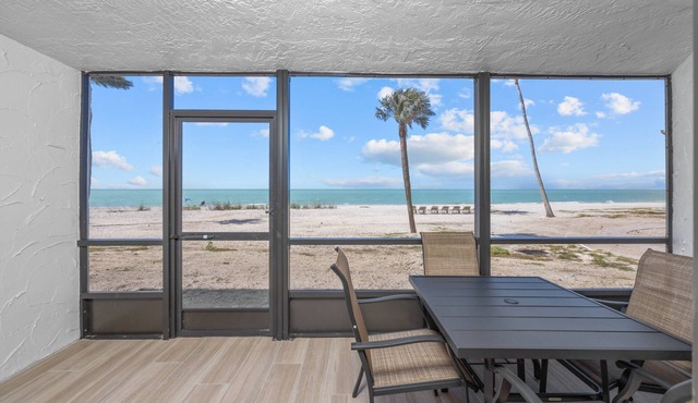Gulf-Front Ground Floor Suite -3 Bedroom- Direct Access