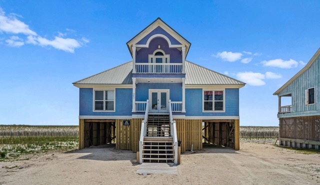 Gulf front home with private dune walk over, internet, & washer & dryer