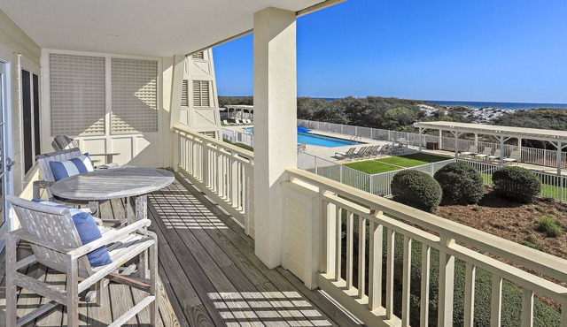 Gulf Front Next To Beach Club- WaterColor 5 Beachside by Royal Destinations