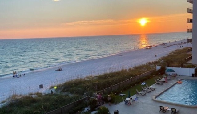 Gulf Front Paradise - Large Wraparound Balcony at Family Friendly Mariner West