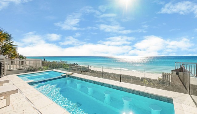 Gulf Front, Private Pool, Community Beach- Salt & Light by Royal Destinations