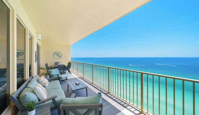 Gulf Front with 40' Balcony waiting on you!