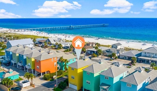 Gulf & Pier Views | Steps to Beach | Pool | Walk to Pier Park | Sleeps 8