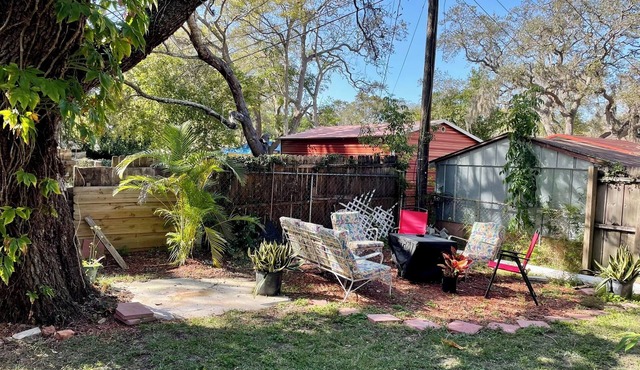 Gulf Side Getaway near Downtown Beaches