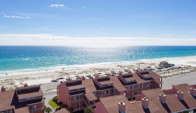 Gulf View Condo with Easy Access to Gulf, Sound and Pool.