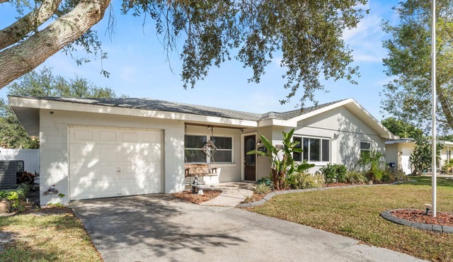 Gulfcoast Paaradise for 12!