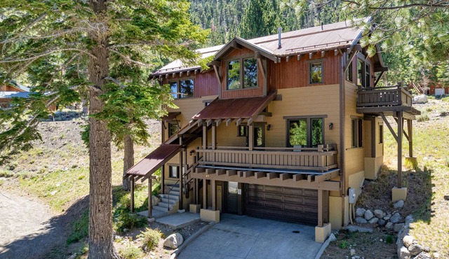 Gull Lake Craftsman, a custom home that sleeps 10.