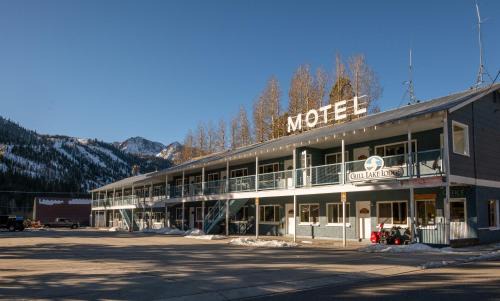 Gull Lake Lodge