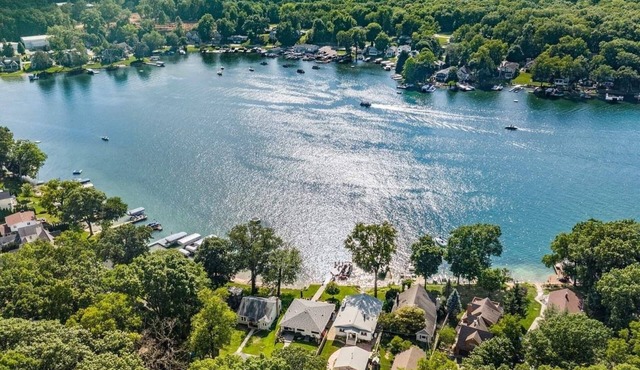 Gull Lake Waterfront