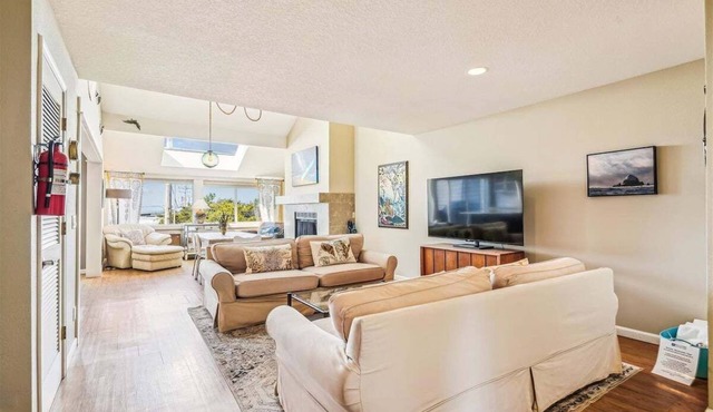 Gull`s Nest - Oceanview Condo with Pool!