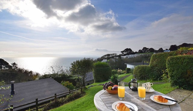 Gulls Cry - Two Bedroom House, Sleeps 3