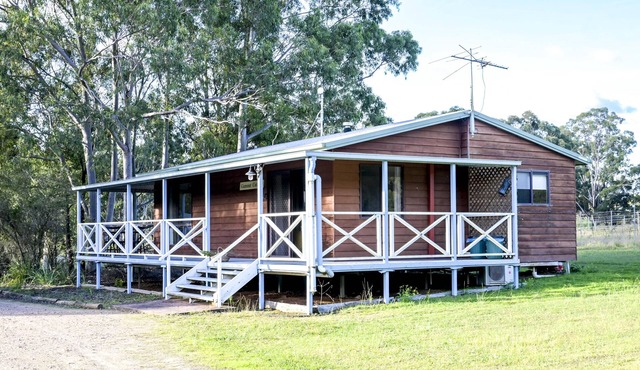 Gumnut Cabin 9 - 2 bedroom with 2 x queen beds