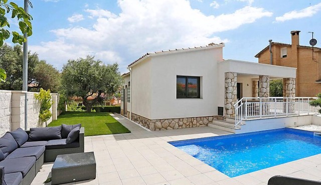 Gunella by Interhome