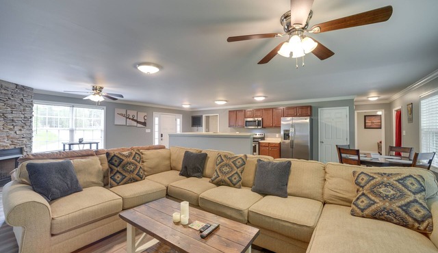 Guntersville Lake House: Boat Ramp Access!