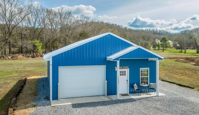 Guntersville Lake House with 32' Boat Garage, No-Stairs Entrance, Wi-Fi