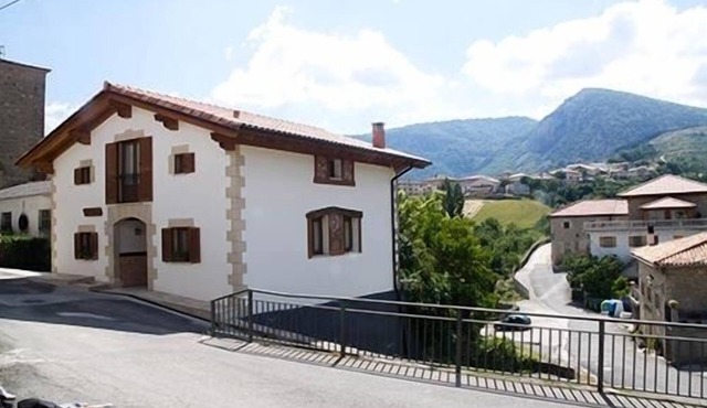 Gure Txokoa cottage for 8 people