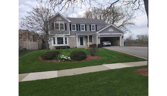 Gurnee Cozy Single Family Home