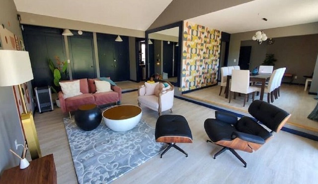 Gut Renovated Modern Ranch House With Golf Course