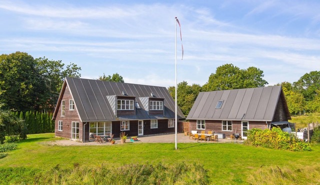 "Guthbrand" - 800m from the sea by Interhome