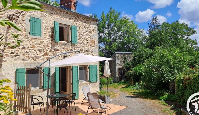 Guyor - LE BEZ - Gîte