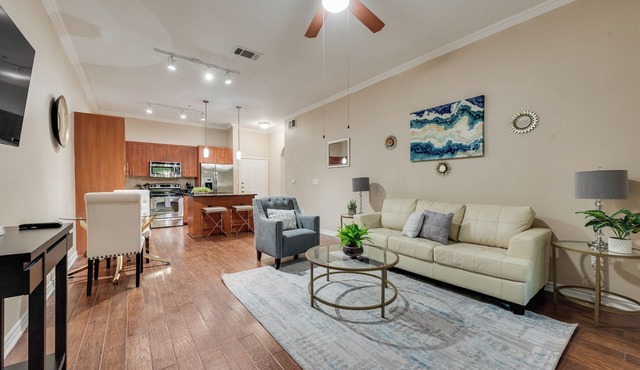 GV001 – World Cup Stay - 20 min to AT&T - Sleeps 3 - Free Parking