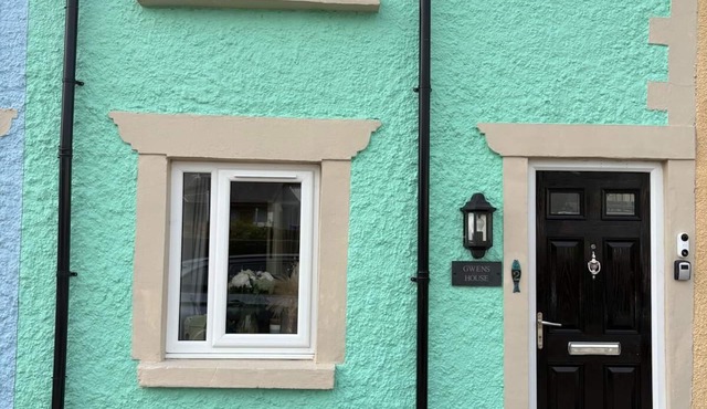 Gwens House - Traditional Cottage With Hot Tub