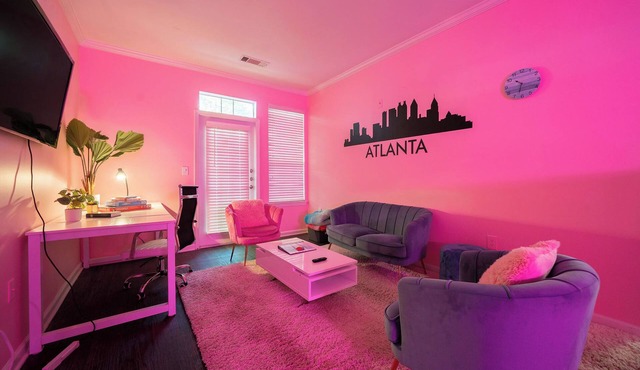 Gym BBQ Grill LUX Near ZOO Aquarium Pool