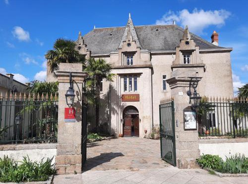 Hôtel De La Barbacane