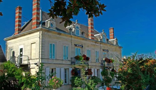 Hôtel Henri IV