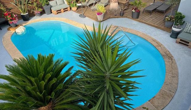 Hôtel Le Médiéval - Parking inclus & accueil vélo