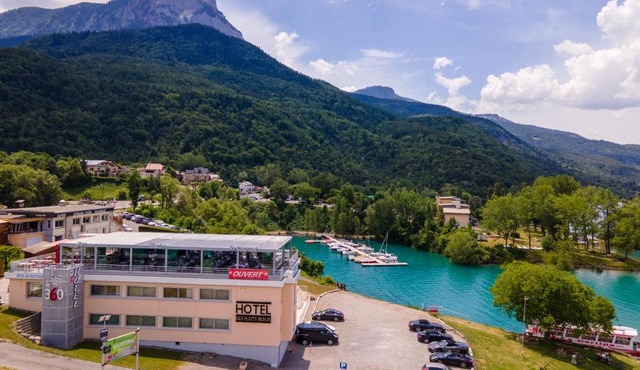 Hôtel Les Flots Bleus
