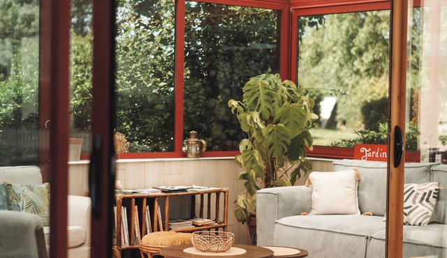 Hôtel Les Voisins Beaucemaine