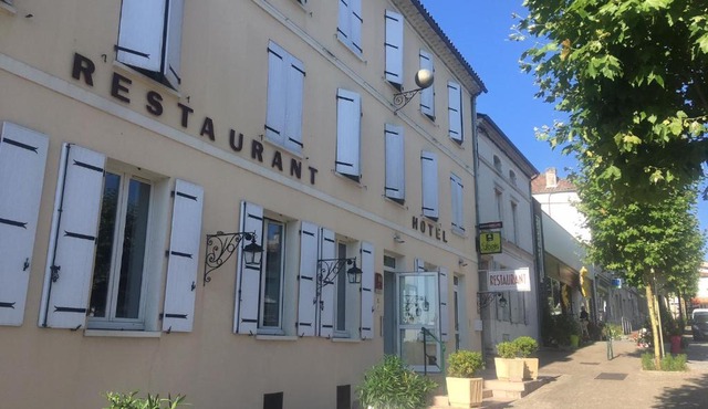 Hôtel Restaurant La Boule d'Or