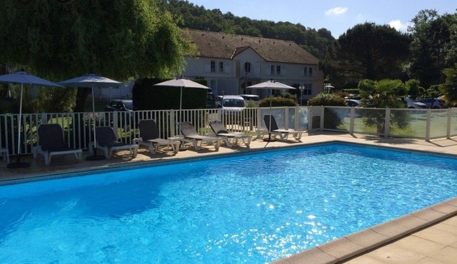 Hôtel Restaurant Relais des Champs